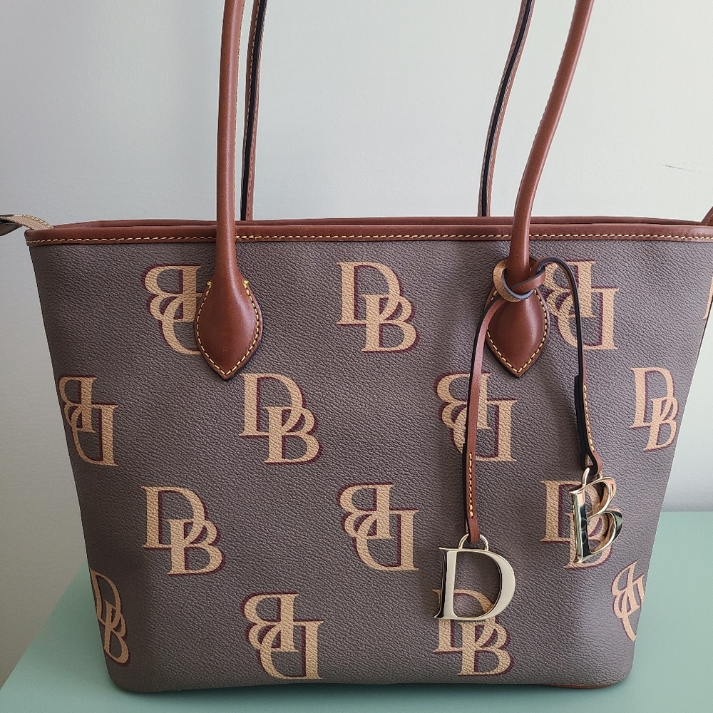 Dooney & Bourke Monogram Tote - Picture 2 of 15